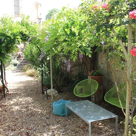 Clos Du Magnolia Nocleg ze śniadaniem Causses-et-Veyran